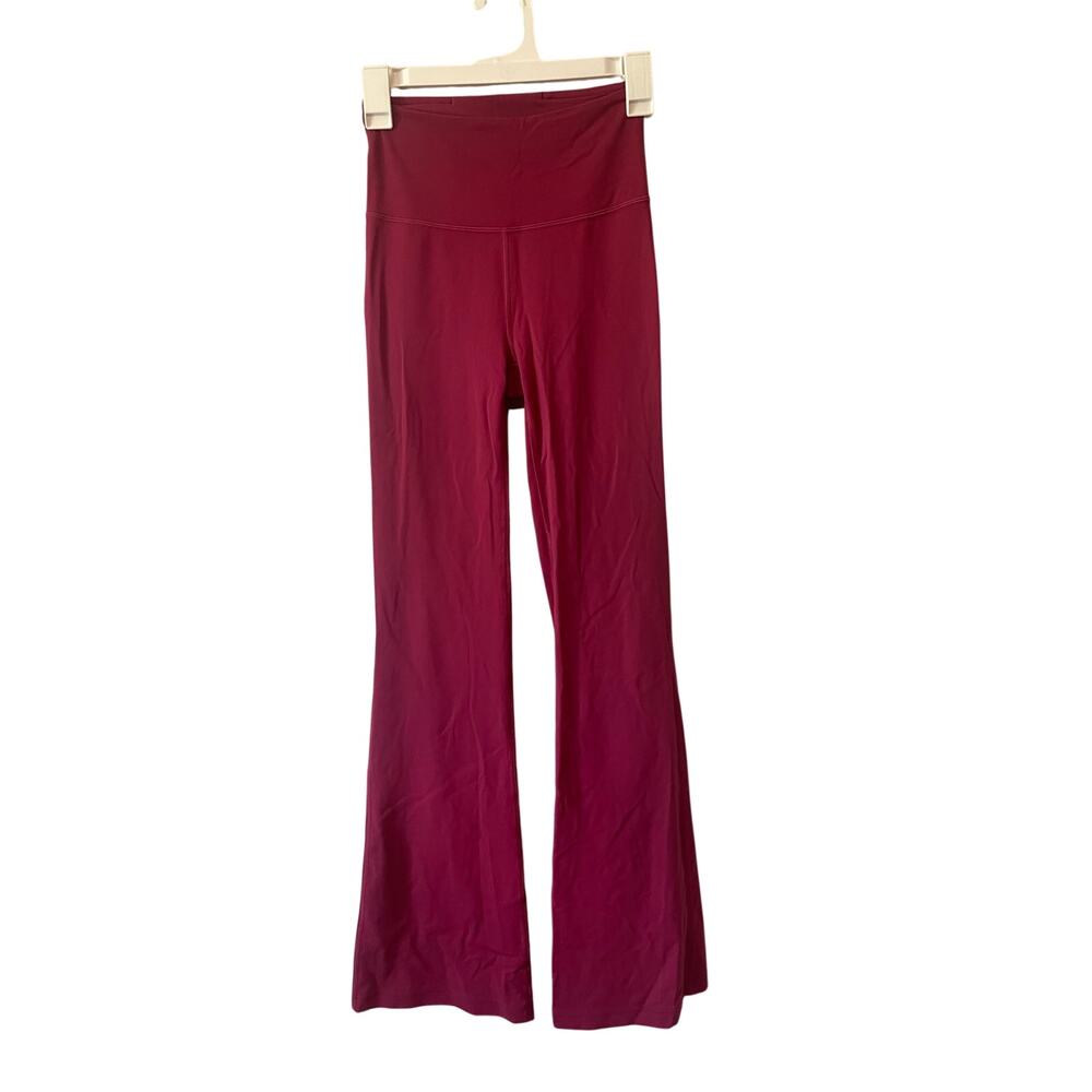 Lululemon Groove Super-High-Rise Flared Pant legging Nulu Pomegranate size 4
